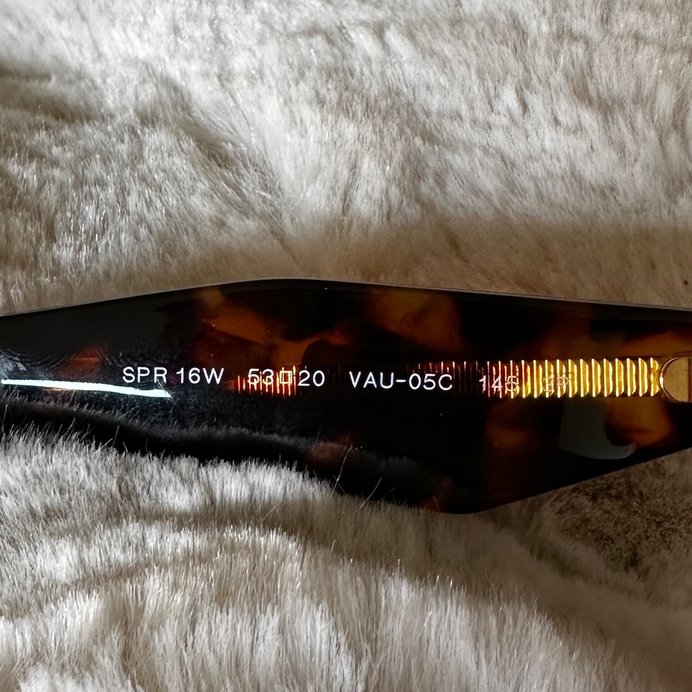 Prada Brown Oversized Glasses - Picture 6 of 12